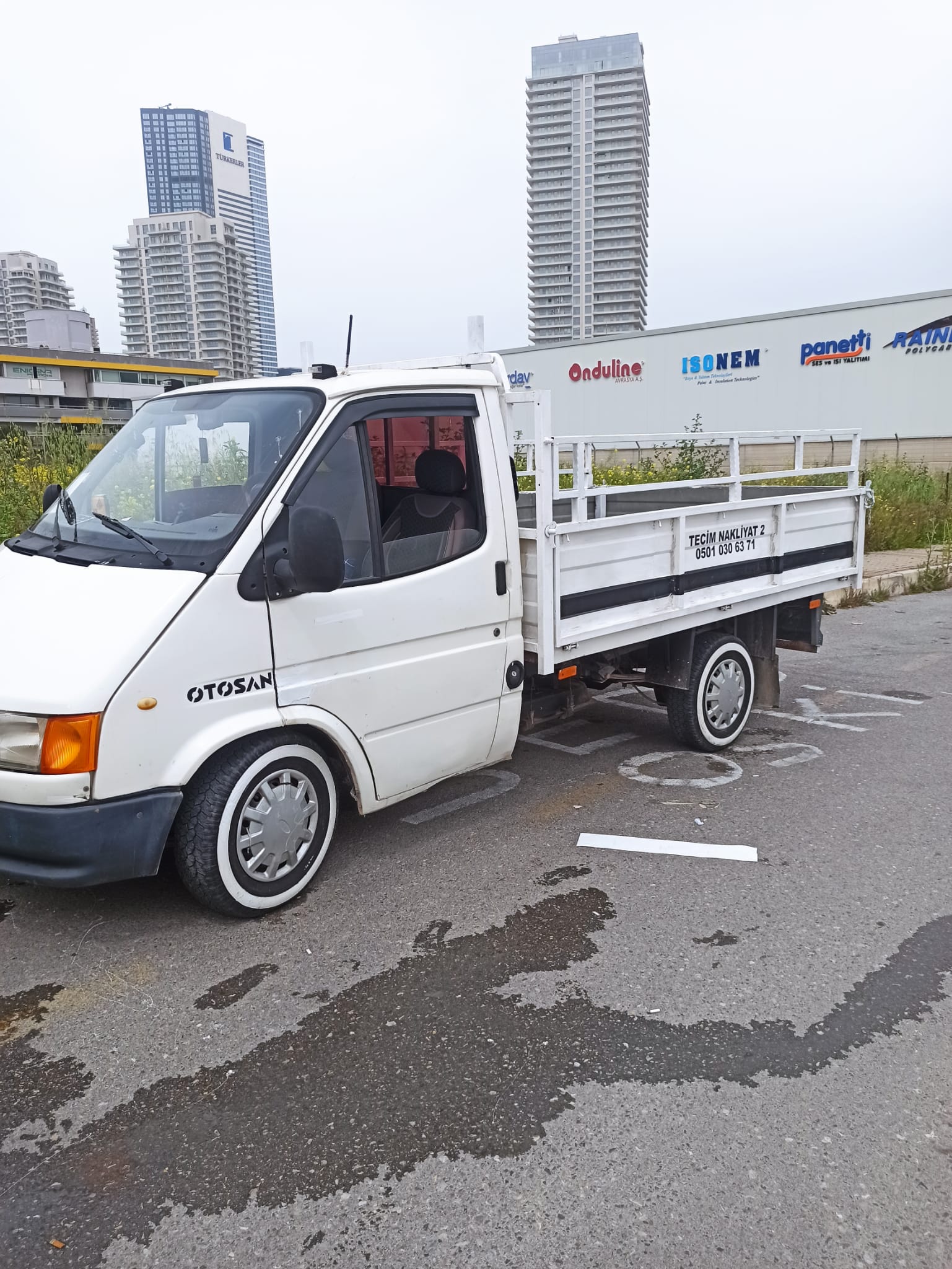 Tecim Nakliyat Ford Transit İzmir şehir merkezi açık kasa nakliye aracı